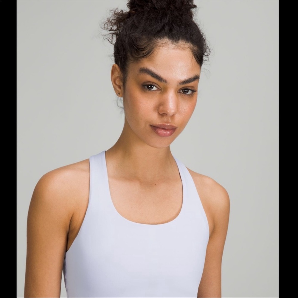 NWOT Lululemon Invigorate Bra - Picture 6 of 9